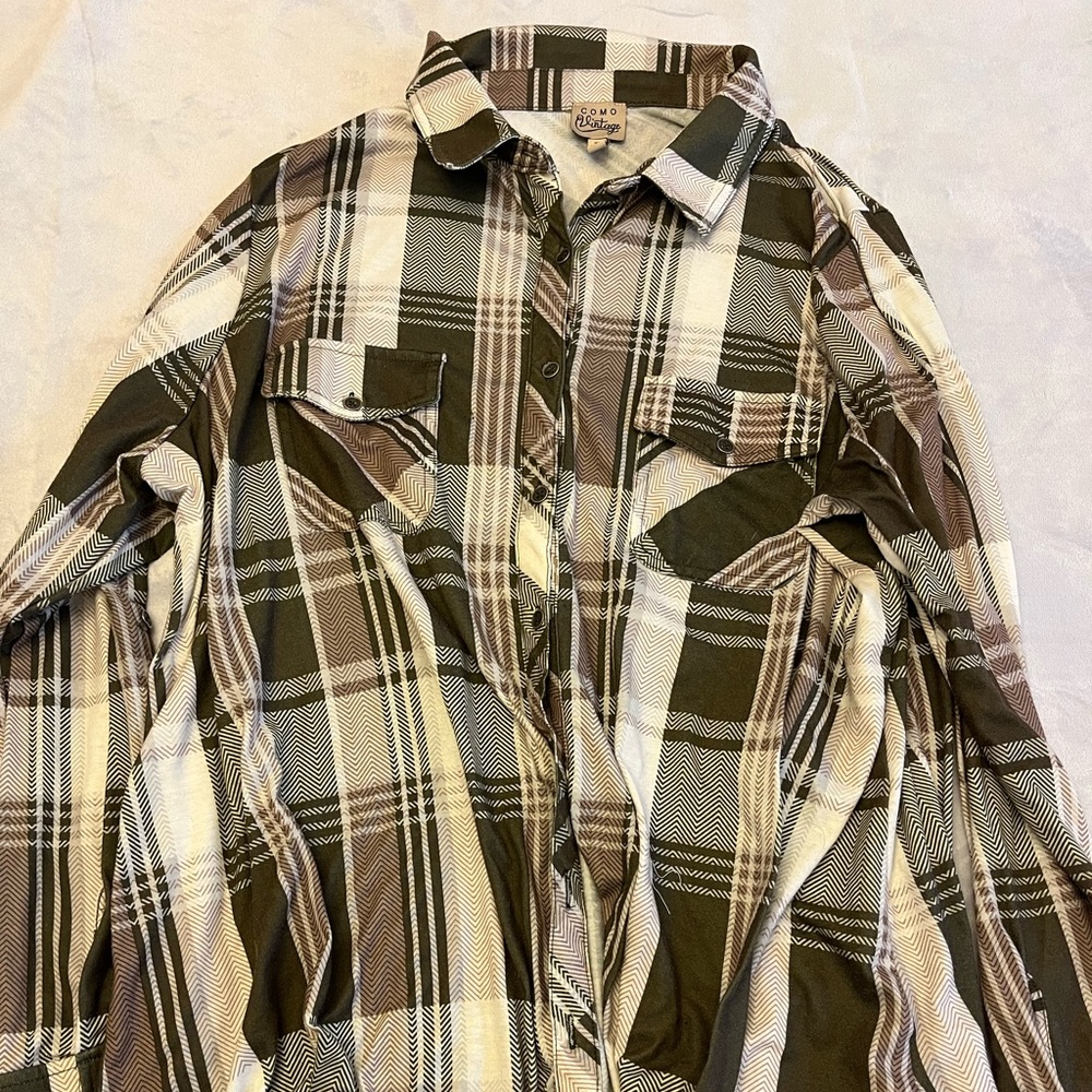 Green plus size flannel